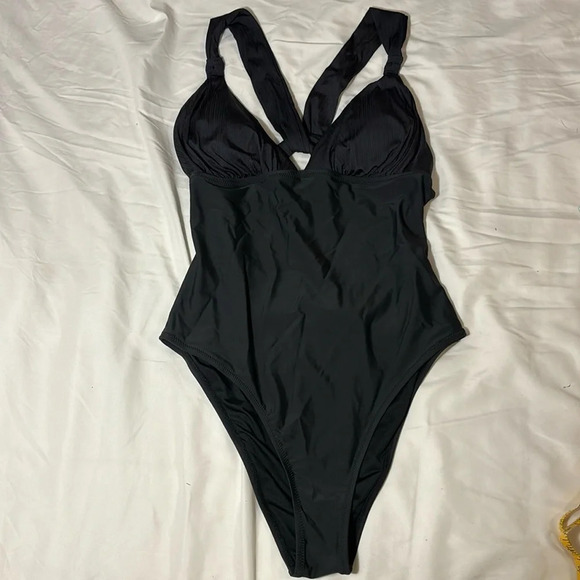 CUPSHE Women's V Neck Criss Cross Backless Rib One Piece Swimsuit Plunge XXL - Picture 2 of 13